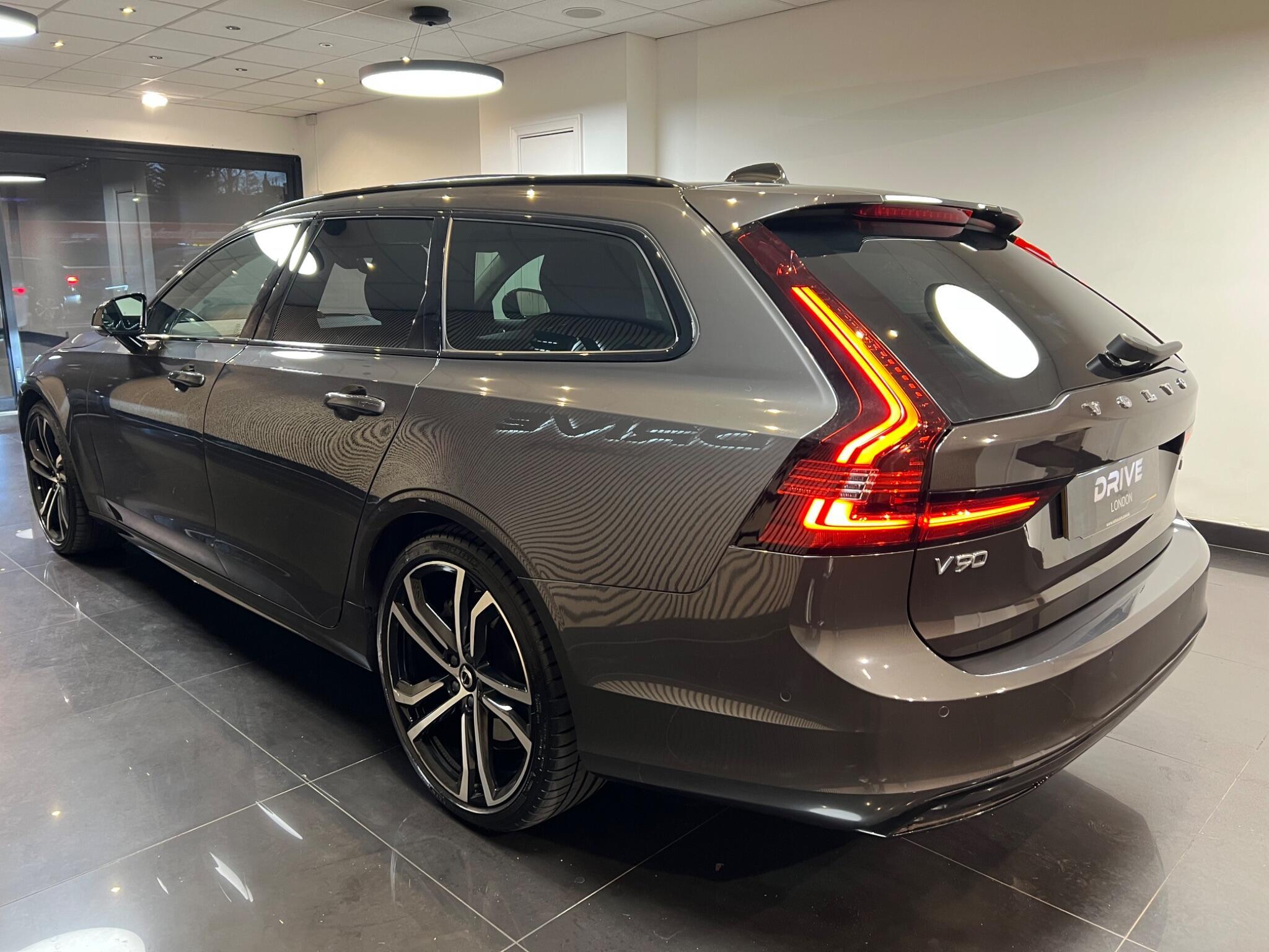 Volvo V90